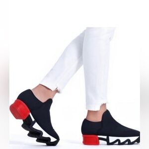 iRi Red-Black Leather Platform Sneakers sz 7